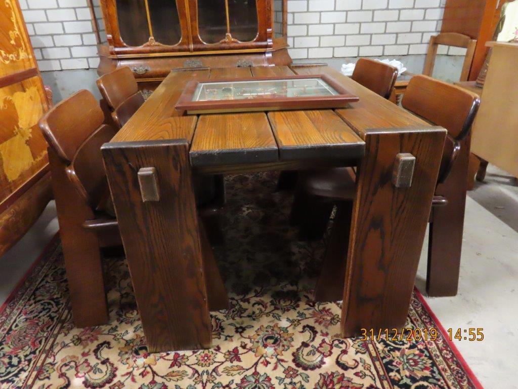 used solid oak table and chairs