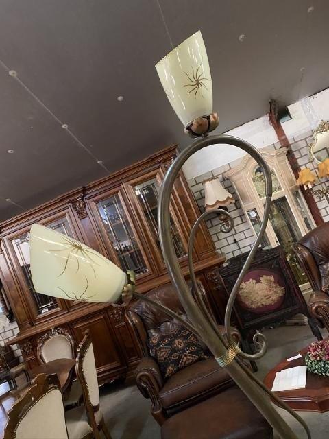 Vintage standing lamp